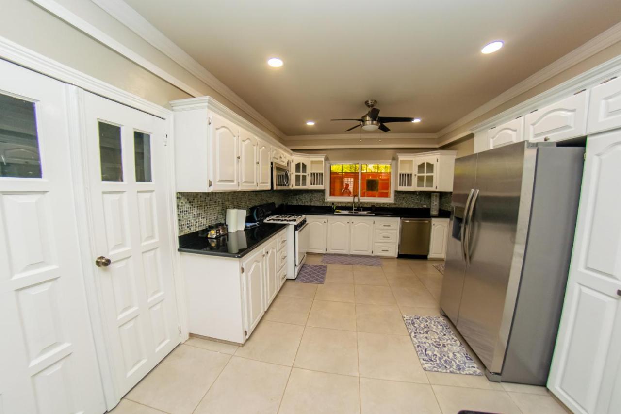 Jr Apartments Georgetown Luaran gambar